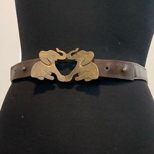 Double kissing elephant accent belt